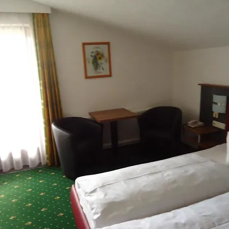 Hotel Dorfgasthof Schloesslstube Stuhlfelden
