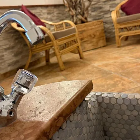 Hotel Dorfgasthof Schloesslstube 3*