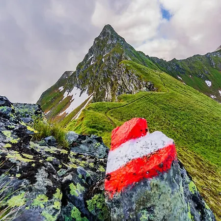 Dorfgasthof Schloesslstube 3*