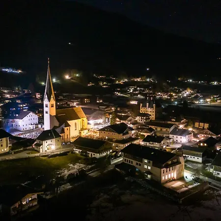 Ξενοδοχείο Dorfgasthof Schloesslstube 3*