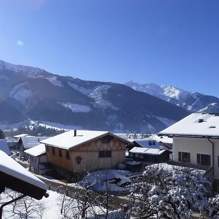 Dorfgasthof Schloesslstube 3*