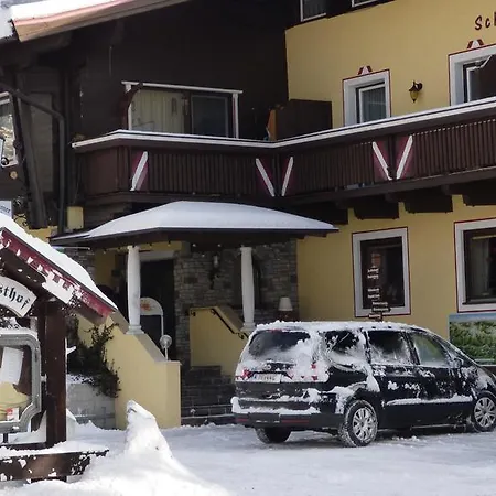 Hotel Dorfgasthof Schloesslstube 3*